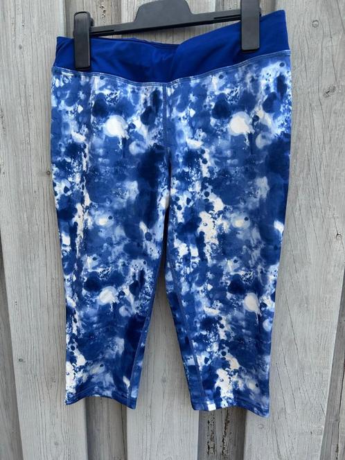 Blauw-witte sportlegging, maat S, Kleding | Dames, Sportkleding, Zo goed als nieuw, Hardlopen of Fietsen, Maat 36 (S), Blauw, Ophalen of Verzenden