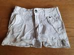 witte korte broek voor meisjes maat 98-104. Merk Europe kids, Ophalen of Verzenden, Gebruikt, Meisje, Broek
