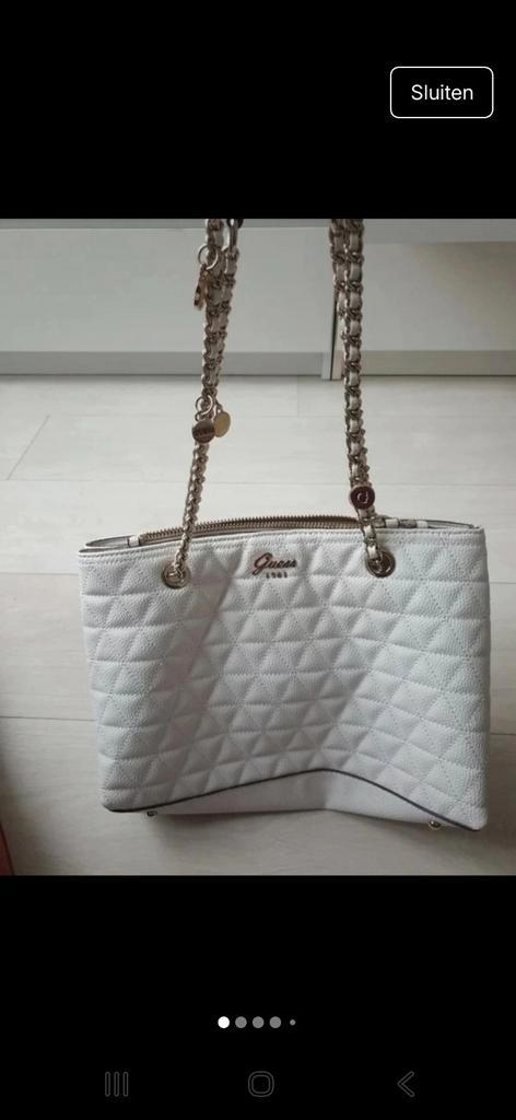 NIEUW GUESS Schoudertas, Sieraden, Tassen en Uiterlijk, Tassen | Damestassen, Nieuw, Schoudertasje, Wit, Ophalen of Verzenden