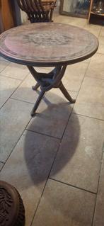 Mooi afrikaans bijzettafel, Ophalen