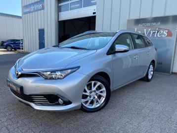 Toyota Auris Touring Sports 1.2T Aspiration Clima / Cruise / beschikbaar voor biedingen