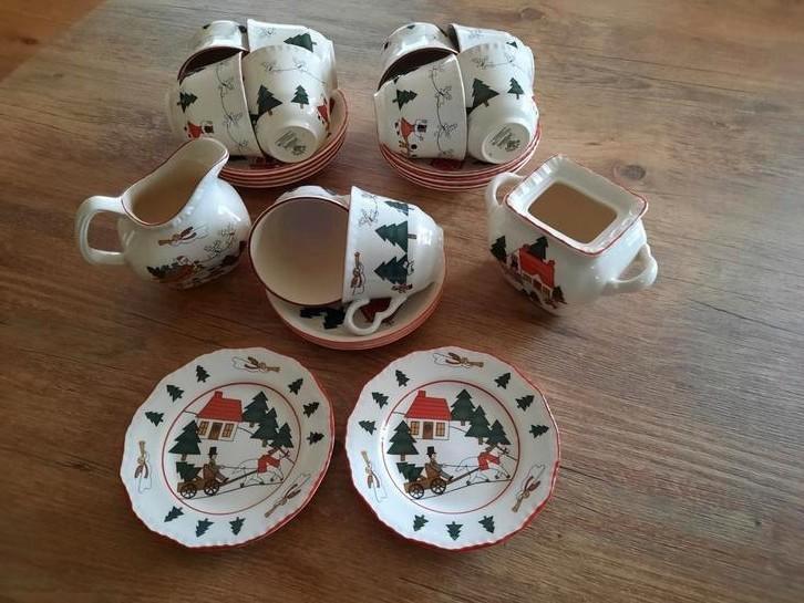 Mason's Christmas Village 1983, Huis en Inrichting, Keuken | Servies, Zo goed als nieuw, Kop(pen) en/of Schotel(s), Overige stijlen