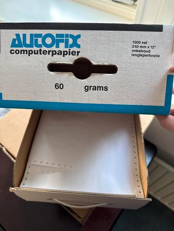 Autofix Computerpapier - klein beetje gebruikt beschikbaar voor biedingen