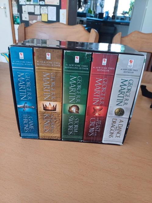 Song of Ice and Fire Set: A Game of Thrones / A Clash of Kin, Boeken, Fantasy, Zo goed als nieuw, Ophalen of Verzenden