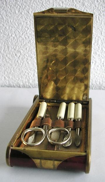 Vintage functioneel compact beschikbaar voor biedingen