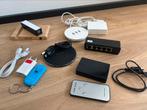 Partij elektronica en gadgets – diverse opladers, hubs enacc, Ophalen, Zo goed als nieuw