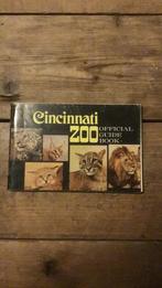 Gids Cincinnati Zoo 1969, Verzamelen, Dierenverzamelingen, Ophalen of Verzenden, Zo goed als nieuw, Beeldje of Figuurtje