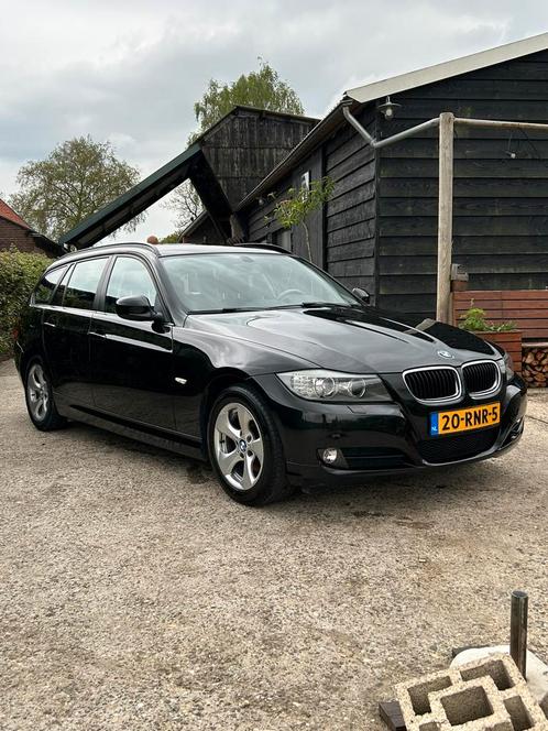 BMW 3-Serie 2.0 318 I Touring 2011 Zwart, Auto's, BMW, Particulier, 3-Serie, ABS, Airbags, Airconditioning, Alarm, Bluetooth, Boordcomputer