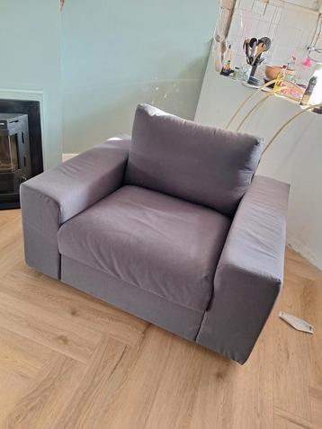 Grijze fauteuil. Moet weg ivm verbouwen!!