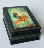 Russisch lakdoosje, Antiek en Kunst, Ophalen of Verzenden