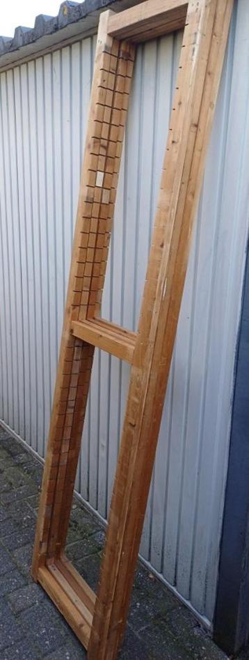 Bruynzeel Houten legbord stelling 210 x 50 beschikbaar voor biedingen