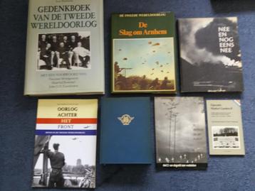 6 verschillende mooie boeken over de 2e Wereldoorlog. beschikbaar voor biedingen