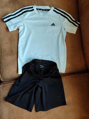 Sportset beschikbaar voor biedingen