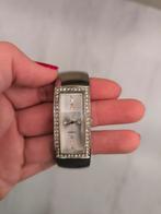 Zilverkleurig Dameshorloge - Licht Gebruikt, Sieraden, Tassen en Uiterlijk, Horloges | Dames, Ophalen of Verzenden