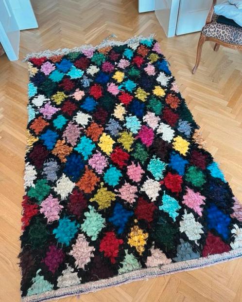 Kleurrijk vintage Berber boucherouite kleed 130 x 200 cm, Huis en Inrichting, Stoffering | Tapijten en Kleden, Zo goed als nieuw