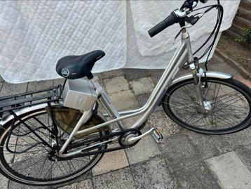 Adventure elektrische fiets beschikbaar voor biedingen