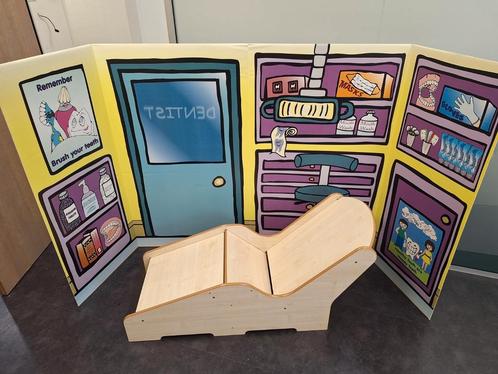Houten tandartsstoel leuk voor wachtkamer, speelhoek of, Kinderen en Baby's, Speelgoed | Houten speelgoed, Ophalen of Verzenden