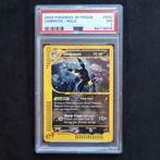 Umbreon | Skyridge | H30/H32 | PSA 7 | SWIRL, Ophalen of Verzenden, Gebruikt, Losse kaart