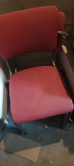 zes kantinestoelen, Ophalen, Gebruikt, Rood, Metaal