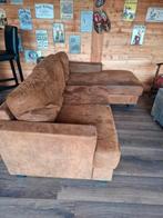 Gratis Cognac kleur loungebank voor in de mancave of elders, Ophalen of Verzenden, Zo goed als nieuw