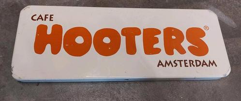 Vintage café Hooters Amsterdam bord reclamebord wandbord, Verzamelen, Merken en Reclamevoorwerpen, Gebruikt, Reclamebord, Ophalen of Verzenden