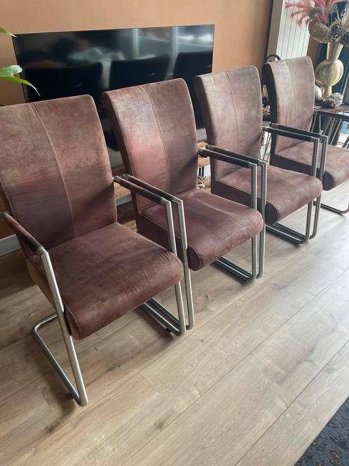 Eetkamerstoelen 4x bruin leer met metalen frame, Huis en Inrichting, Stoelen, Gebruikt, Vier, Leer, Metaal, Bruin, Ophalen