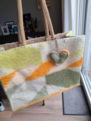 Hippe vintage wollen dekentassen - groen oranje wit beschikbaar voor biedingen