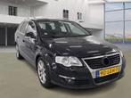 Volkswagen Passat Variant 1.4 TSI Highline BlueMotion, Euro 5, Gebruikt, 4 cilinders, Origineel Nederlands
