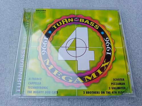 Turn Up The Bass - Mega Mix 4 (1996 Denemarken), Cd's en Dvd's, Cd's | Dance en House, Gebruikt, Dance Populair, Verzenden