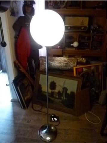vintage space age staande lamp tulpvoet chrome beschikbaar voor biedingen