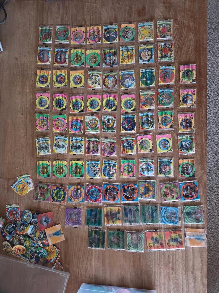 Beyblade Spinners flippo collectie, Verzamelen, Overige Verzamelen, Zo goed als nieuw, Ophalen of Verzenden