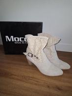 Moccio suède enkellaarsjes 41, Kleding | Dames, Schoenen, Ophalen of Verzenden, Gedragen, Zwart