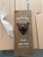 Houten Wanddecoratie met Flesopener bieropener, Ophalen of Verzenden, Zo goed als nieuw