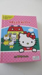 Hello Kitty boek (Engels) met speelhuisje en figuurtjes, Verzamelen, Poppetjes en Figuurtjes, Ophalen of Verzenden, Nieuw