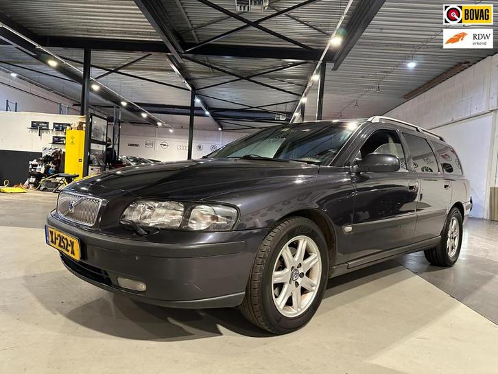 Volvo V70 2.4 Bi-Fuel/7 persoons/Schuifdak/Trekhaak/Leder/Ap, Auto's, Volvo, Bedrijf, Te koop, V70, ABS, Achteruitrijcamera, Airbags