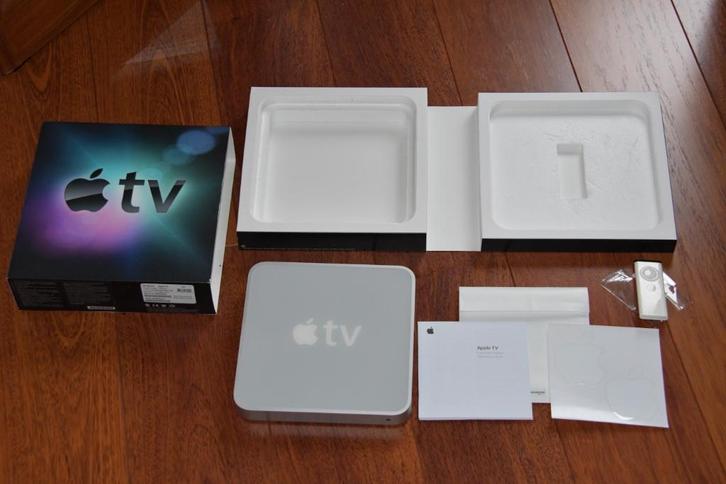 Vintage Apple TV eerste generatie In Doos A1218, Computers en Software, Vintage Computers, Ophalen of Verzenden