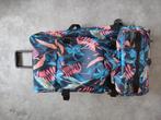 Eastpak reiskoffer, Ophalen of Verzenden, Zo goed als nieuw, 70 cm of meer, Wieltjes