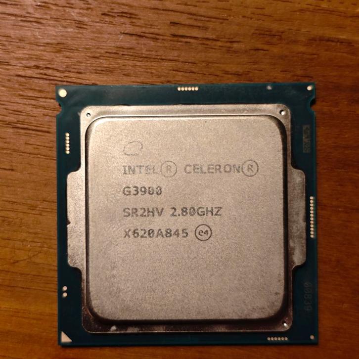 Intel Celeron G3900, Computers en Software, Processors, Zo goed als nieuw, 2-core, 2 tot 3 Ghz, Ophalen of Verzenden