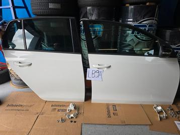 2 Volkswagen GOLF VI deuren beschikbaar voor biedingen