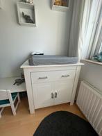 Babykamer, commode en bijpassende kast, Ophalen, 50 tot 70 cm, 90 tot 105 cm, 100 cm of meer