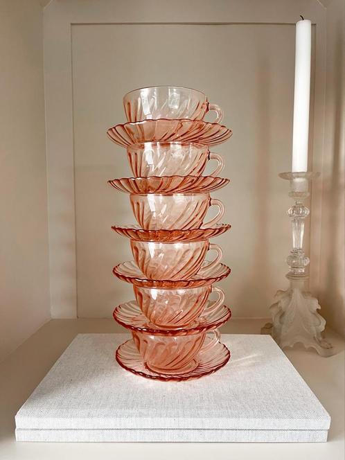 Arcoroc Rosaline Roze Kopjes & Schotels - Set van 6, Antiek en Kunst, Antiek | Glas en Kristal, Ophalen of Verzenden