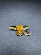 Gouden Bloemen Broche, Sieraden, Tassen en Uiterlijk, Broches, Ophalen of Verzenden, Zo goed als nieuw, 4 tot 7 cm, Goud