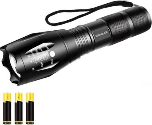 zaklampBesjaar Militaire LED Zaklamp  Incl. Batterijen, Caravans en Kamperen, Zaklampen, Nieuw, Batterij, Ophalen of Verzenden