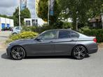 BMW 3-serie 320i High Executive 184PK Automaat•Leder•Nav, Achterwielaandrijving, Gebruikt, Euro 6, 4 cilinders
