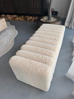 Bankje eigholtz boucle wit, Huis en Inrichting, Banken | Sofa's en Chaises Longues, Ophalen, Zo goed als nieuw, Tweepersoons, Minder dan 150 cm