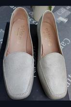 NIEUW! D Chicas elegante leren pums met kleine hak,36 zilver, Kleding | Dames, Pumps, Overige kleuren, Verzenden, Nieuw