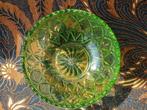 Mooie zware oude kom uit Engeland van groen glas 23 cm., Ophalen of Verzenden