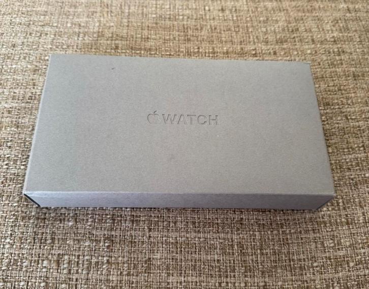 Apple Watch Ultra 2 49mm - Zwart Titanium, Compleet, Sieraden, Tassen en Uiterlijk, Smartwatches, Zo goed als nieuw, iOS, Zwart