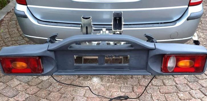 Moderne Kantelbare Twinny Load Swing CK fietsendrager, Auto diversen, Fietsendragers, Zo goed als nieuw, Trekhaakdrager, 2 fietsen