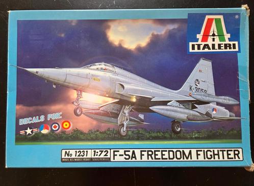 Italeri F-5A Freedom Fighter 1:72 NL decals, Hobby en Vrije tijd, Modelbouw | Vliegtuigen en Helikopters, Zo goed als nieuw, Vliegtuig